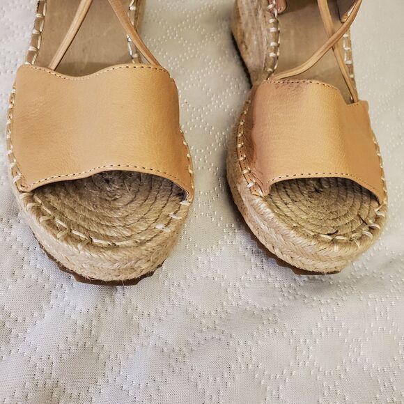 Eileen Fisher Whim Wedge Tan Sandal Wedges Size 6.5 - Picture 7 of 10